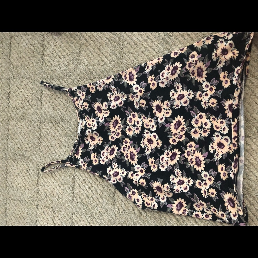 Floral tight fitting shirt
